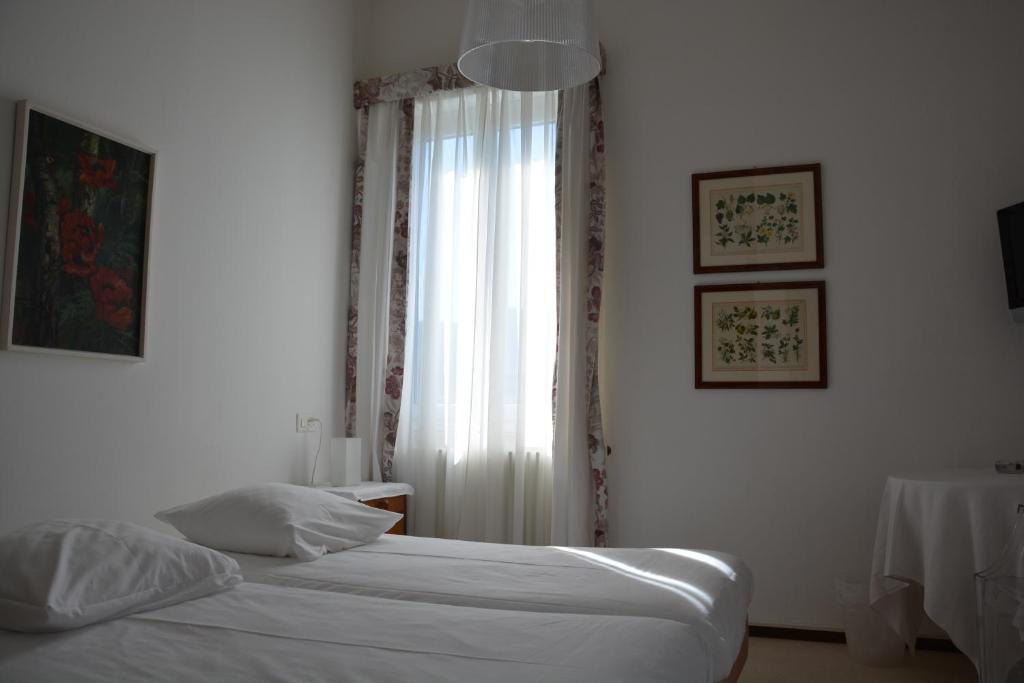 Hotel Villa Selva Lugano Cameră foto